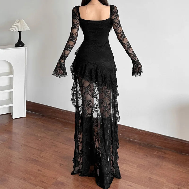 Vestido Gótico de Encaje Manga Campana
