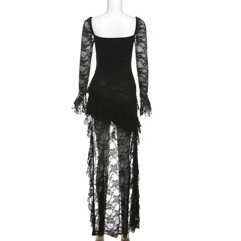 Vestido Gótico de Encaje Manga Campana